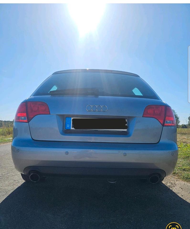 Audi A4 2005 — rear view
