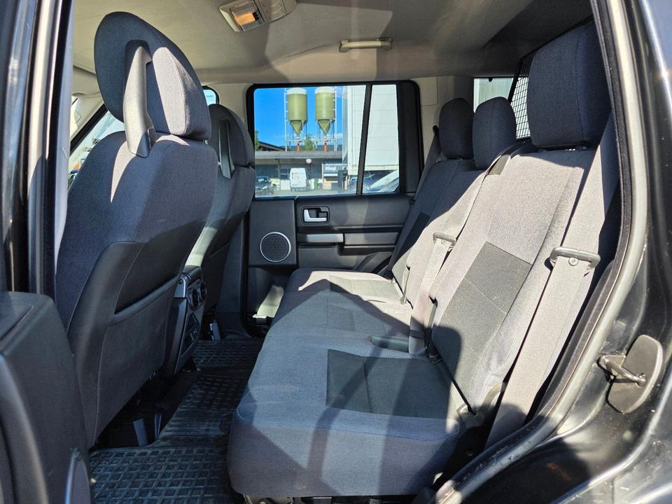 Land Rover Discovery 2007 — photo 16