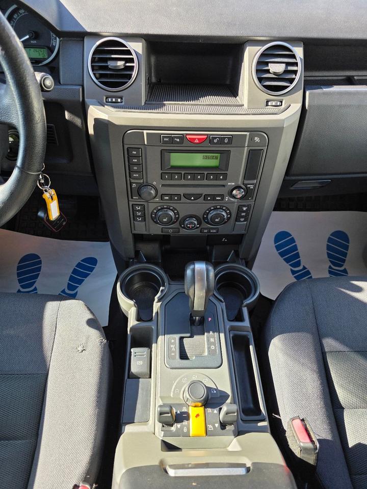 Land Rover Discovery 2007 — photo 21