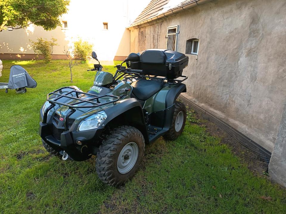 Kymco 4x4 Quad ATV Kymco MXU 500 2010 — вигляд ззаду