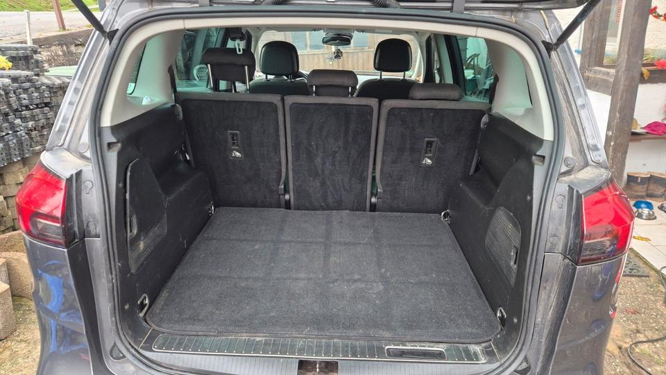 Opel Zafira Tourer 2012 — photo 10