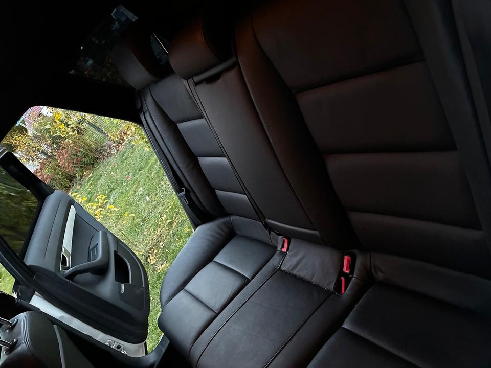 Audi A6 2011 — photo 10