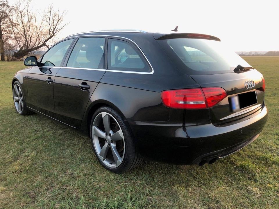 Audi A4 2008 — engine