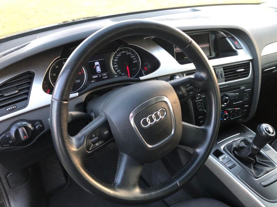 Audi A4 2008 — photo 7