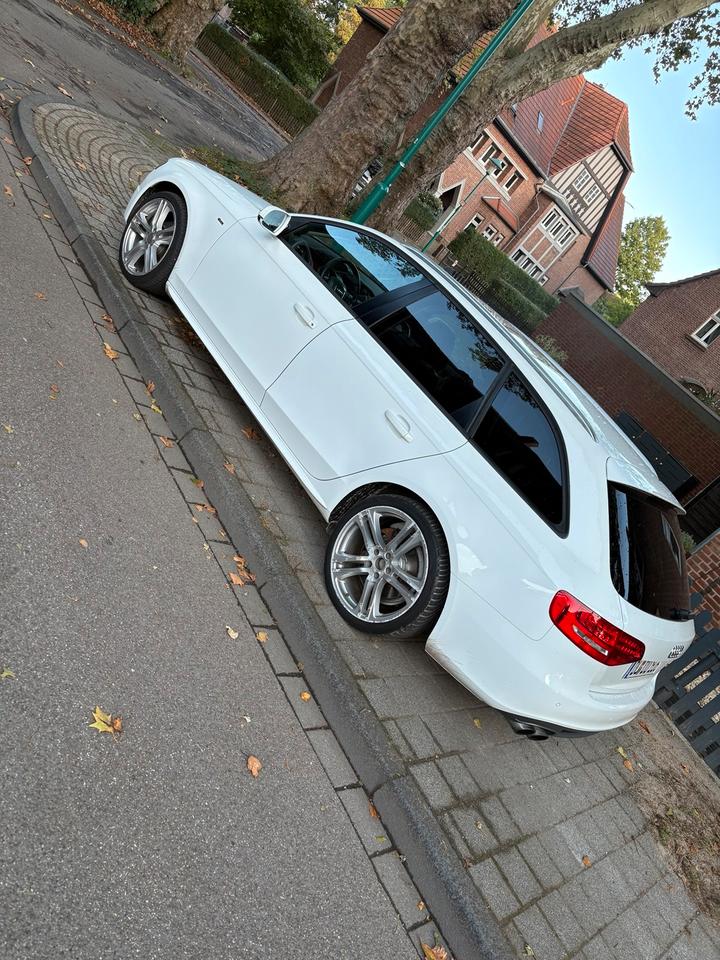 Audi A4 2012 — двигун