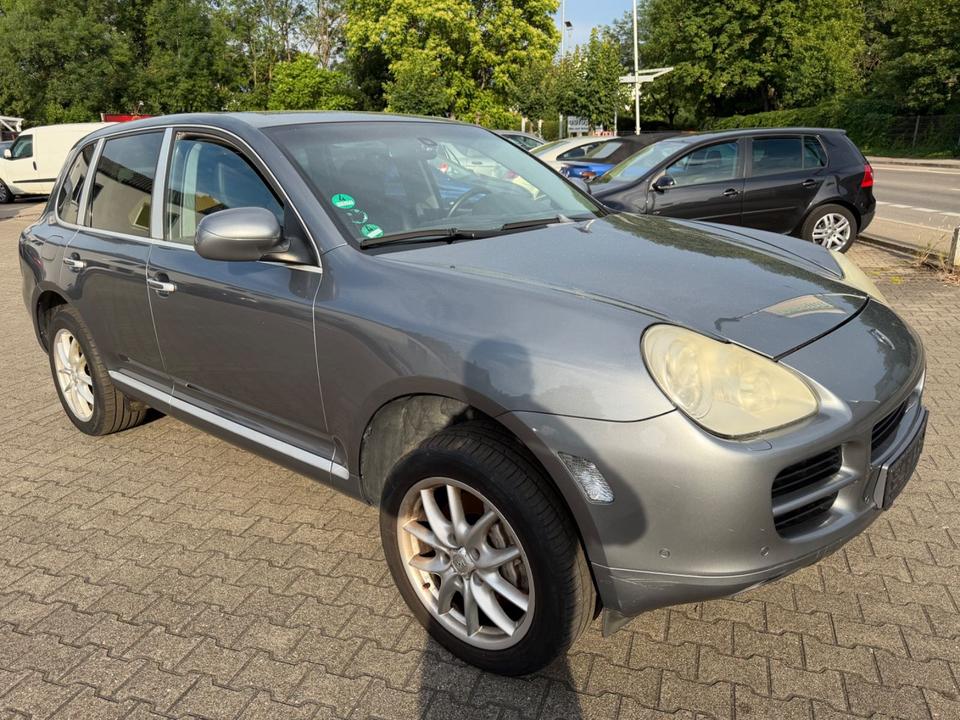 Porsche Cayenne, 2004