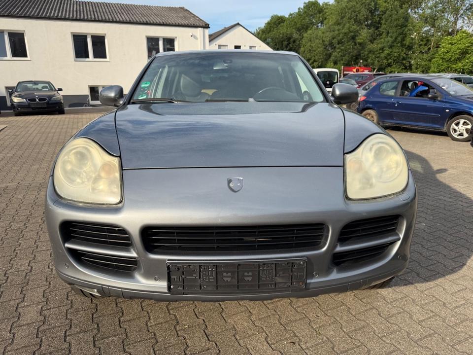 Porsche Cayenne 2004 — photo 6