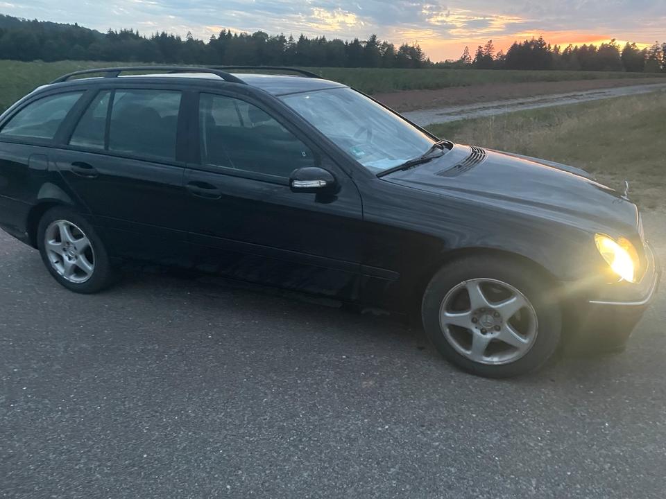 Mercedes Benz C 180 2006 — двигун