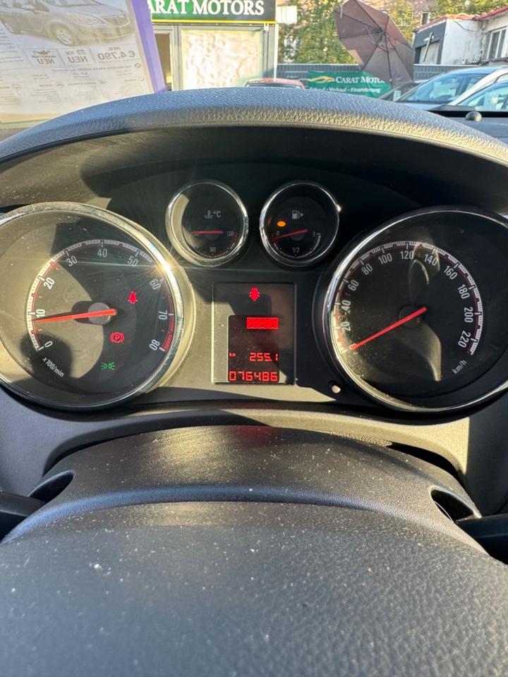 Opel Meriva 2010 — photo 17