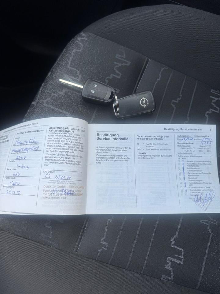 Opel Meriva 2010 — photo 26