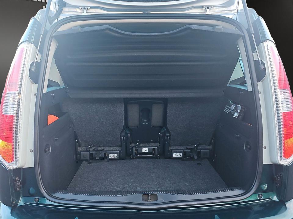 Skoda Roomster 2010 — photo 28