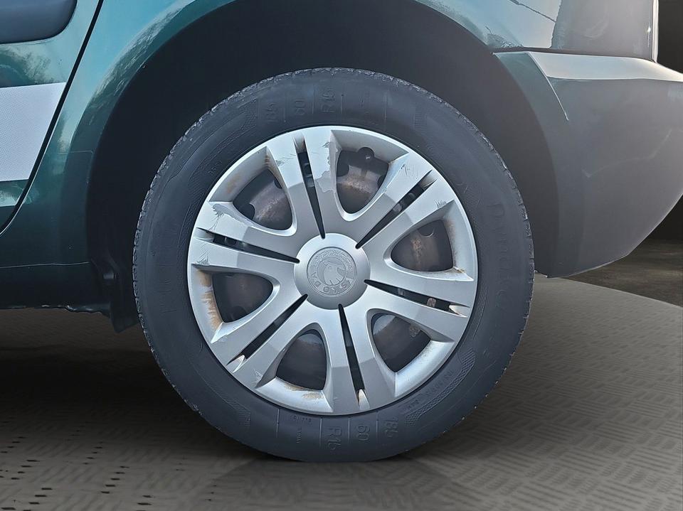 Skoda Roomster 2010 — photo 32