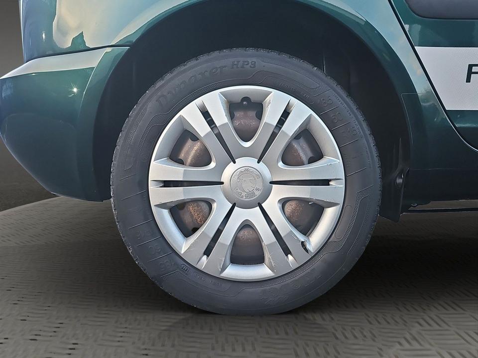 Skoda Roomster 2010 — photo 34