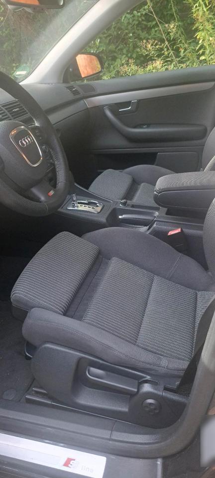 Audi A4 2007 — photo 12