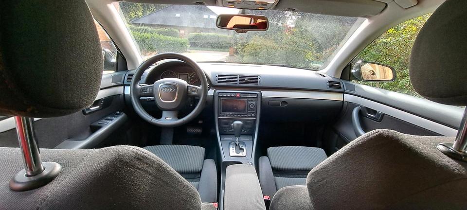Audi A4 2007 — photo 8