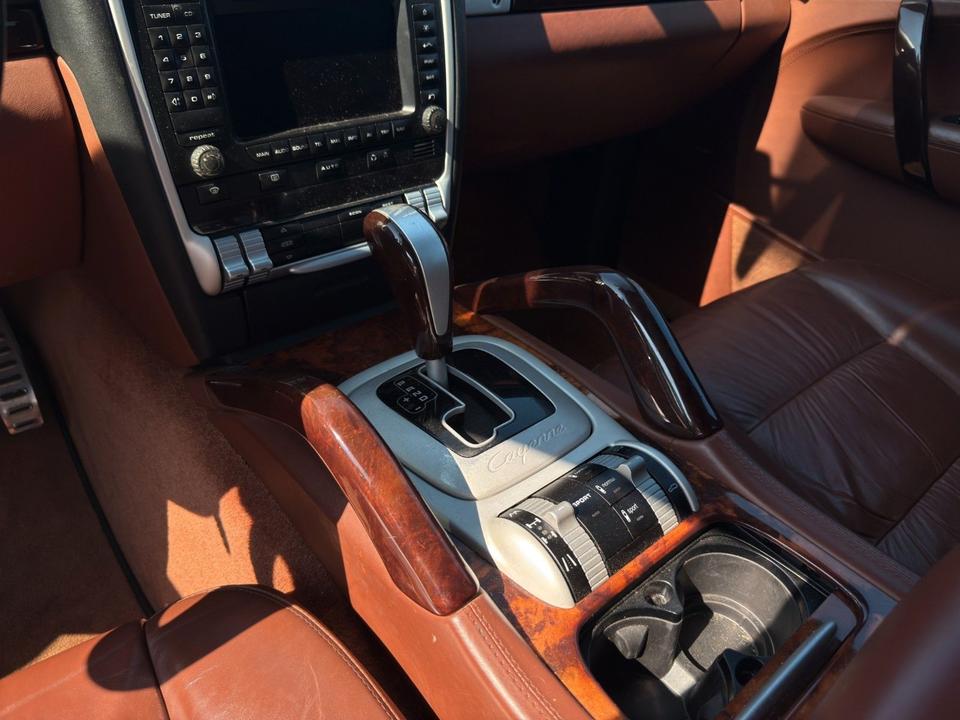 Porsche Cayenne 2007 — photo 24