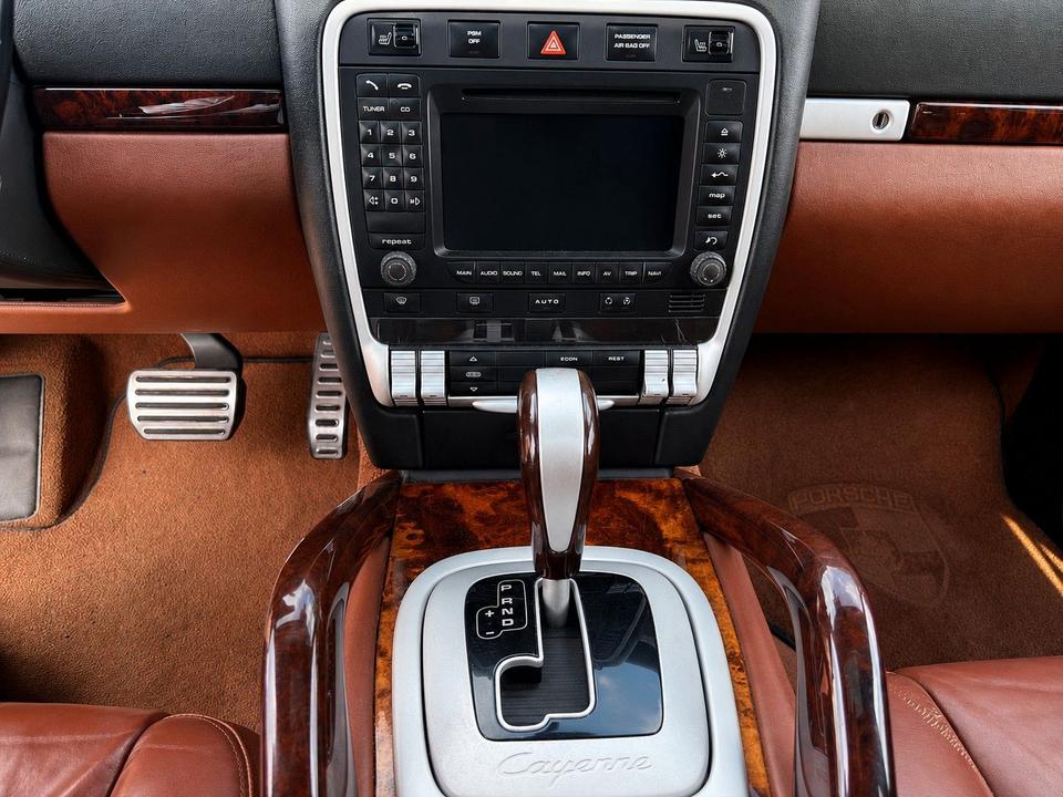 Porsche Cayenne 2007 — photo 25