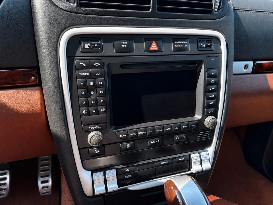 Porsche Cayenne 2007 — photo 26