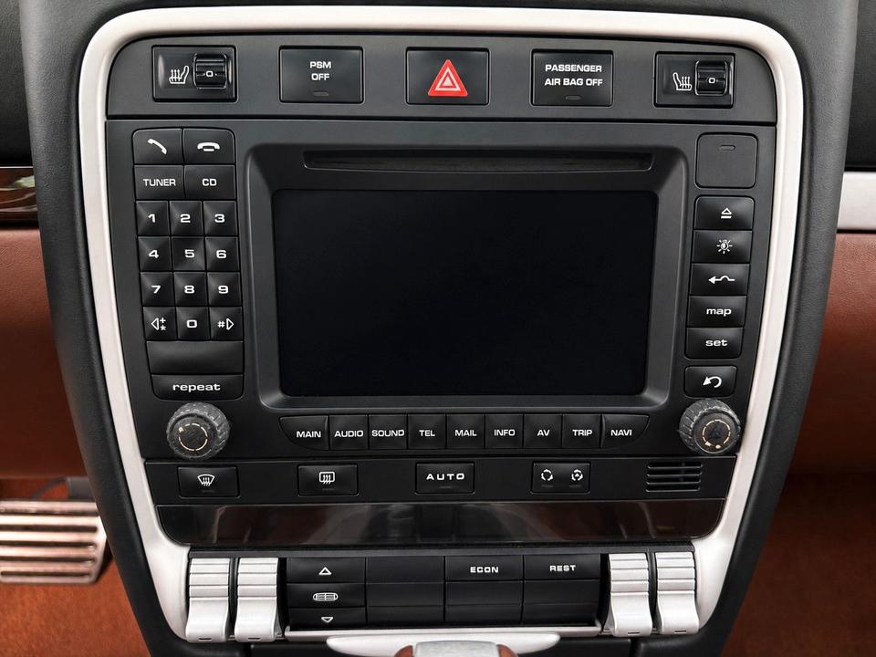Porsche Cayenne 2007 — photo 27