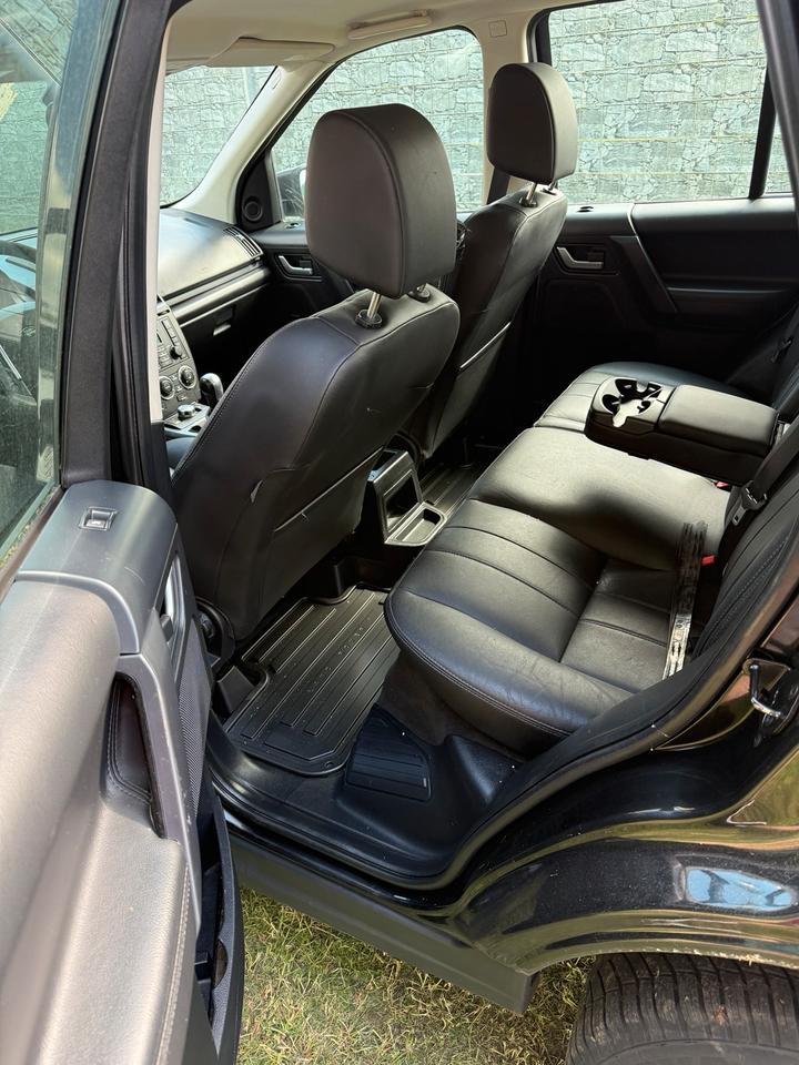 Land Rover Freelander 2012 — photo 8