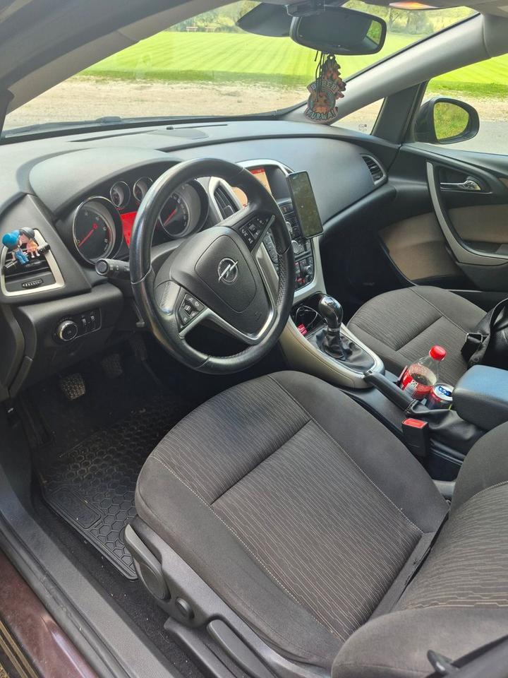 Opel Astra 2015 — photo 5
