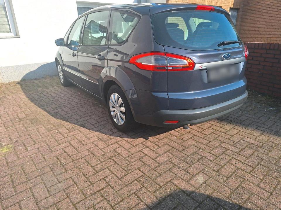 Ford S-Max 2011 — photo 6