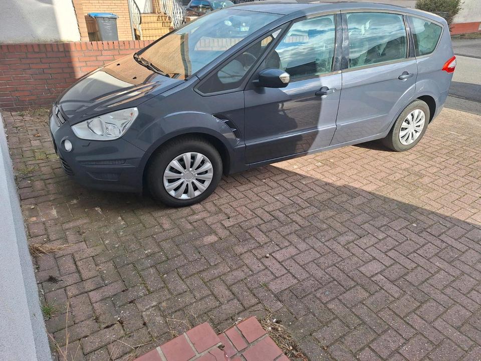 Ford S-Max 2011 — photo 7