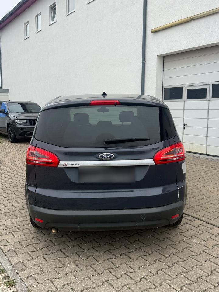 Ford S-Max 2014 — photo 10