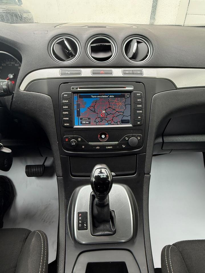Ford S-Max 2014 — photo 12