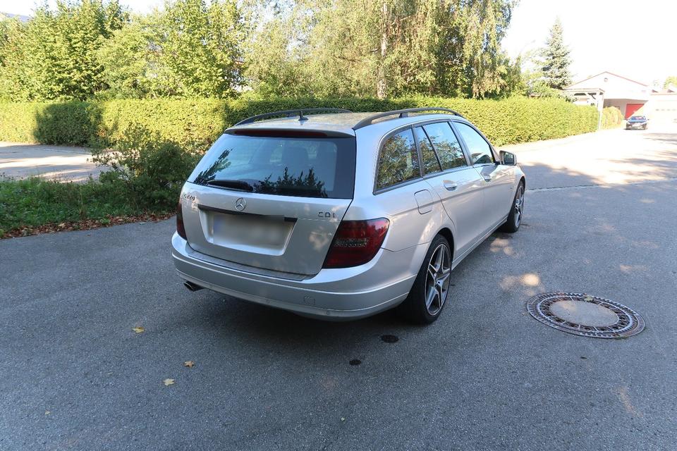 Mercedes Benz C 220 2010 — photo 5