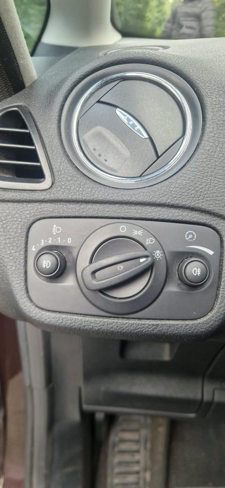 Ford S-Max 2010 — photo 14