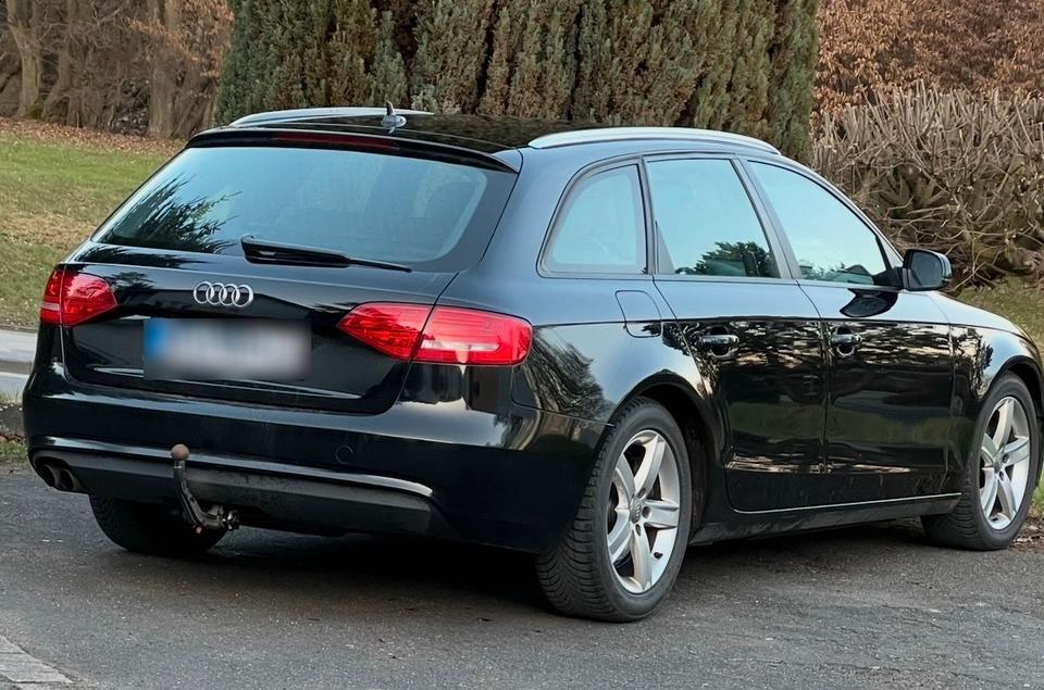 Audi A4 2013 — engine