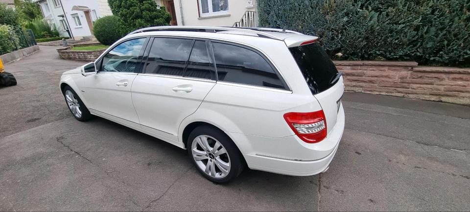 Mercedes Benz C 220 2010 — photo 7