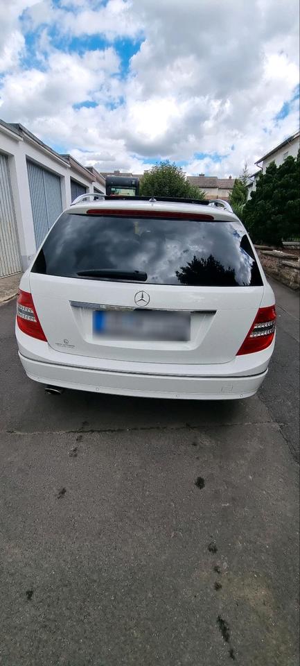 Mercedes Benz C 220 2010 — photo 8