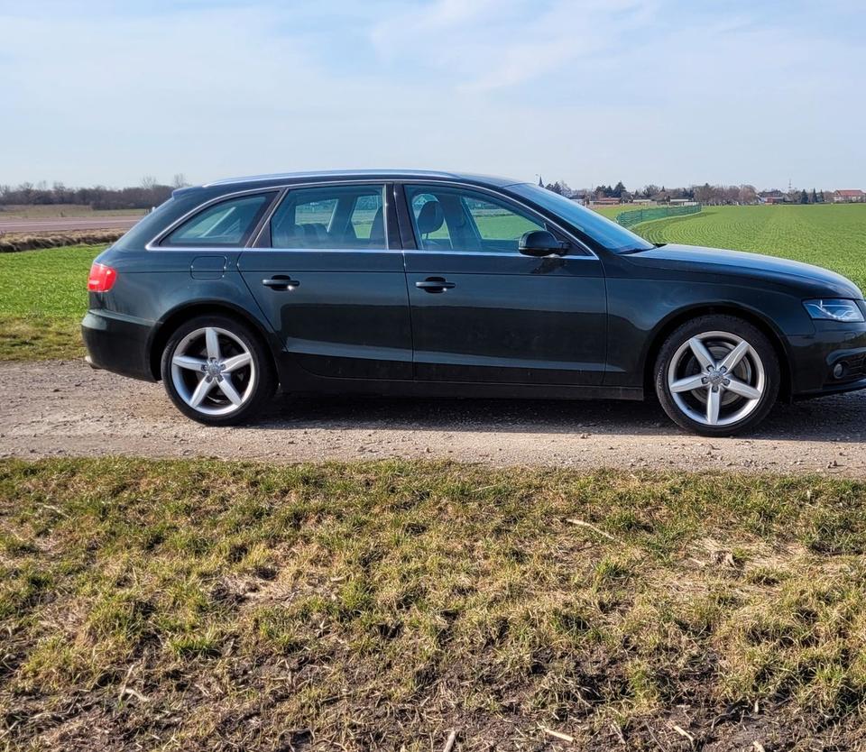 Audi A4, 2010