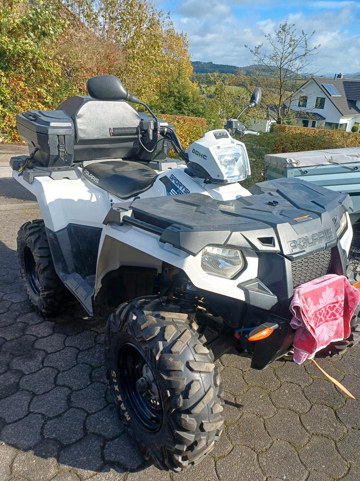 Weitere Motorräder Polaris Sportsman 570 Forest EPS – LOF – Seilwinde 2014 — rear view