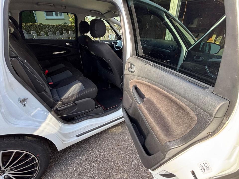 Ford S-Max 2014 — photo 7