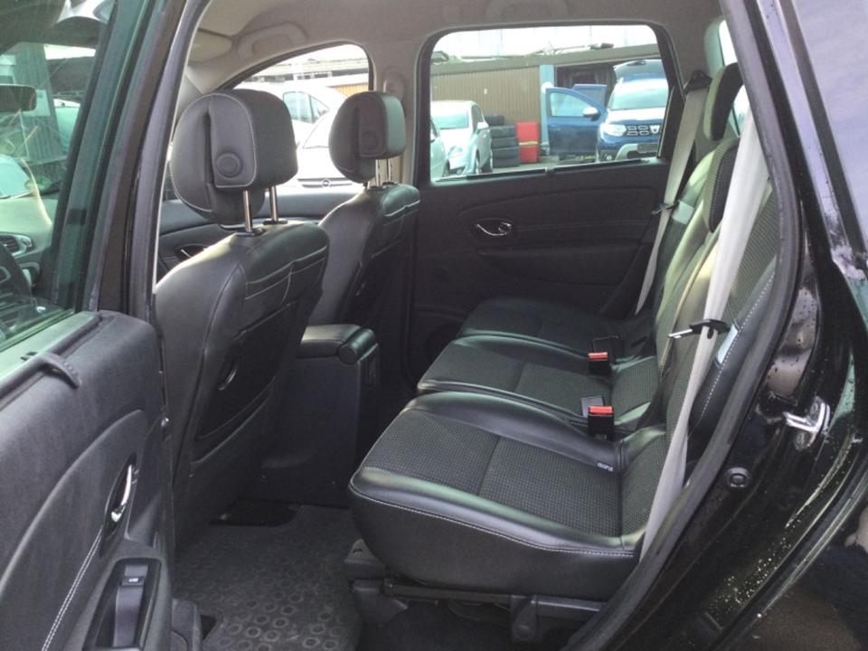 Renault Scenic 2012 — photo 8