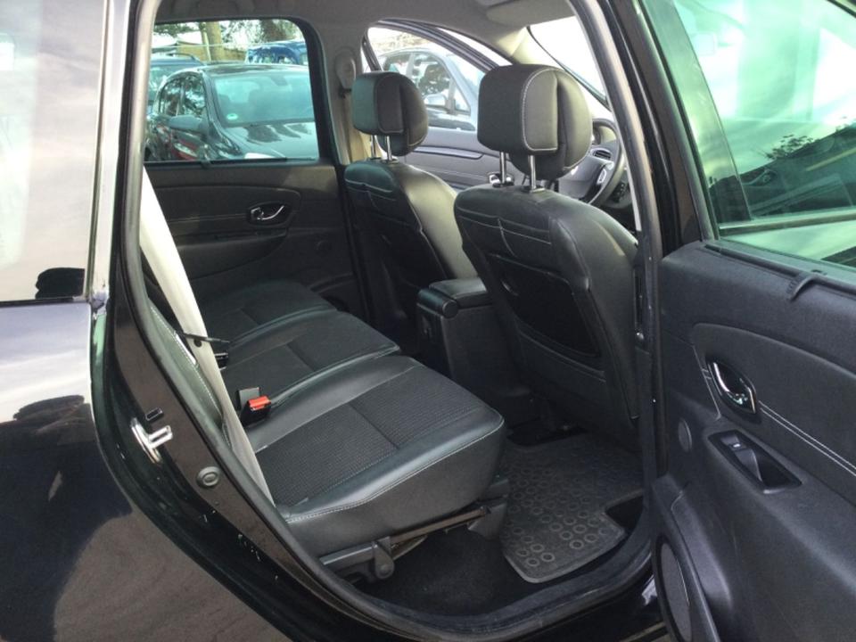 Renault Scenic 2012 — photo 9
