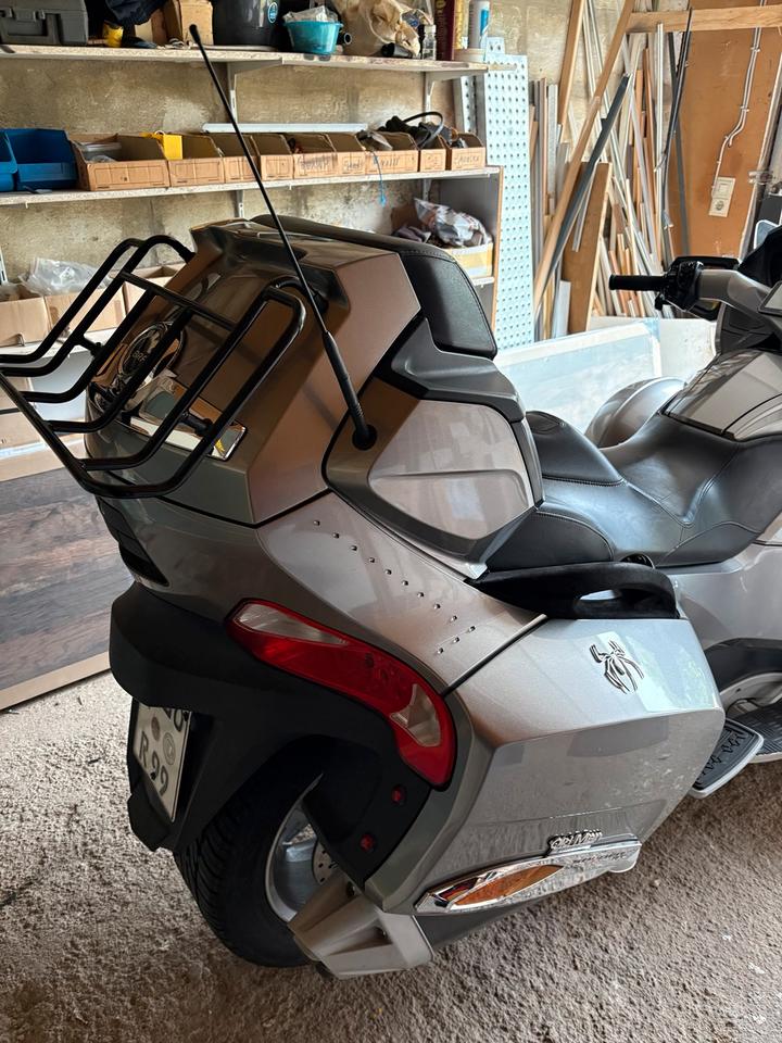 Weitere Motorräder Can-Am Spyder RT-S 2013 — photo 7
