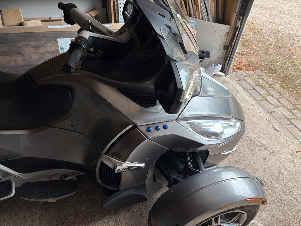 Weitere Motorräder Can-Am Spyder RT-S 2013 — photo 8