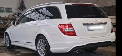 Mercedes Benz C 220 2014 — engine