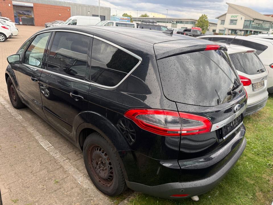 Ford S-Max 2011 — photo 5