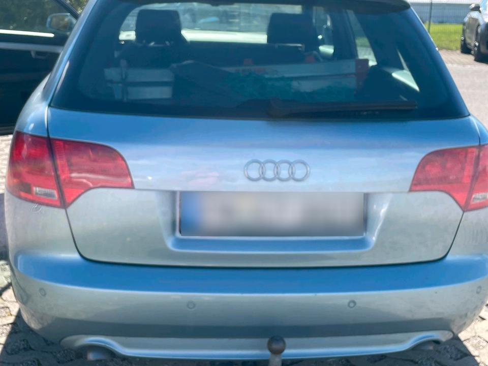 Audi A4 2007 — rear view