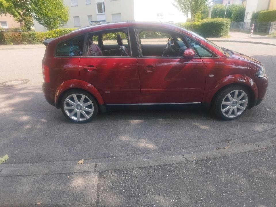 Audi A2 2004 — вигляд ззаду