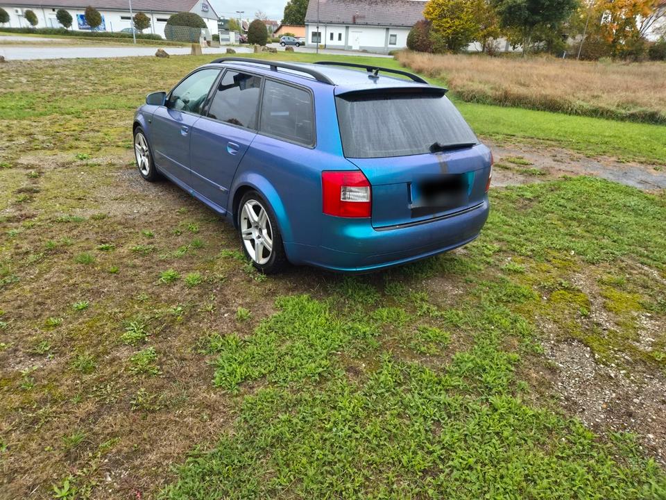 Audi A4 2004 — photo 8