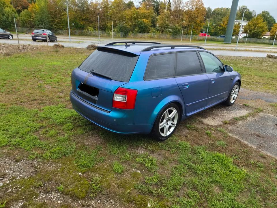 Audi A4 2004 — photo 9