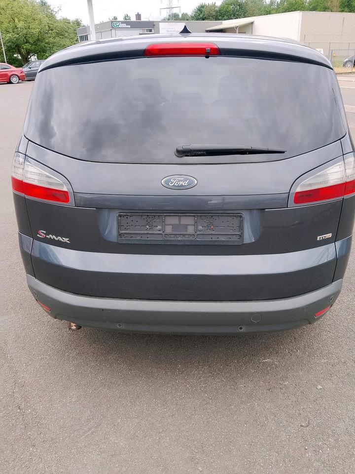 Ford S-Max 2010 — engine