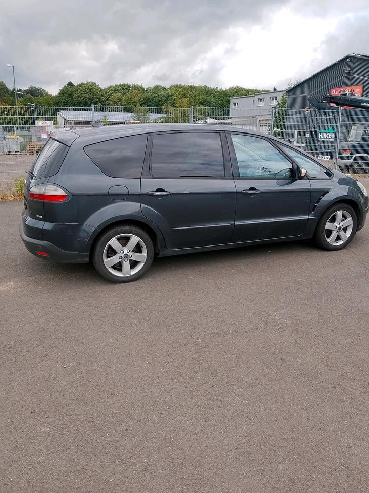 Ford S-Max 2010 — photo 6