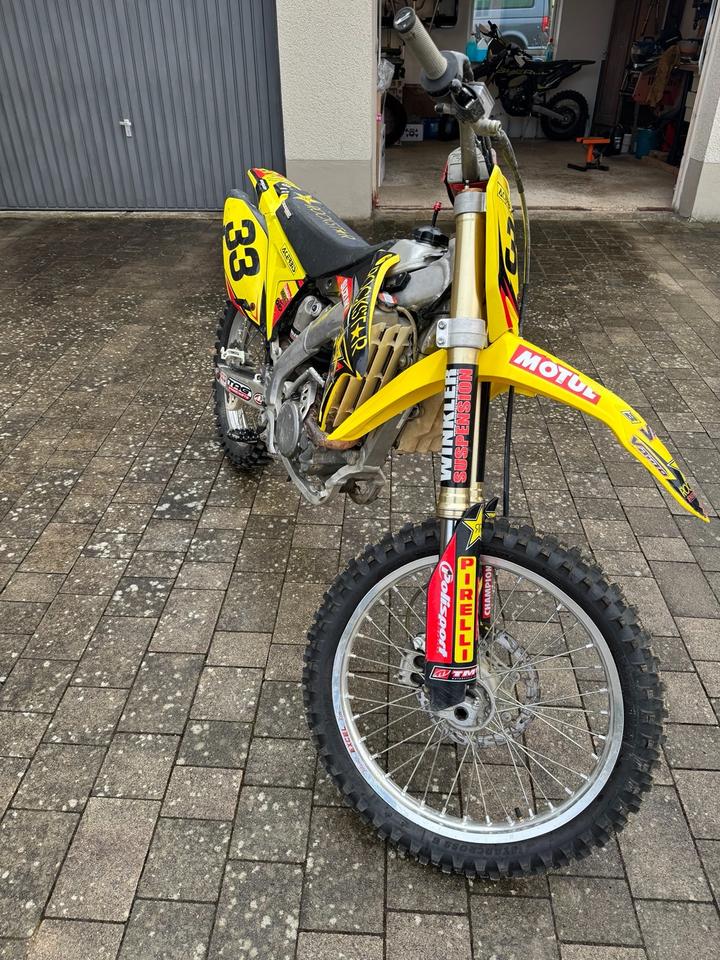 Suzuki RMZ 250 Motor+Getriebe überholt Motocross Enduro 2010 — вигляд ззаду